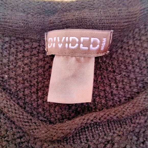 Divided Knit Sweater  - Picture 3 of 3